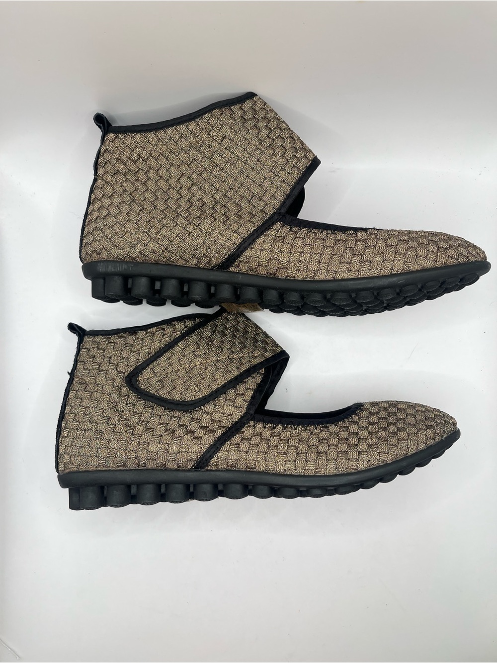 bernie mev. New Women's 38 or US 7.5 Woven Mary Jane Flats - Picture 5 of 7